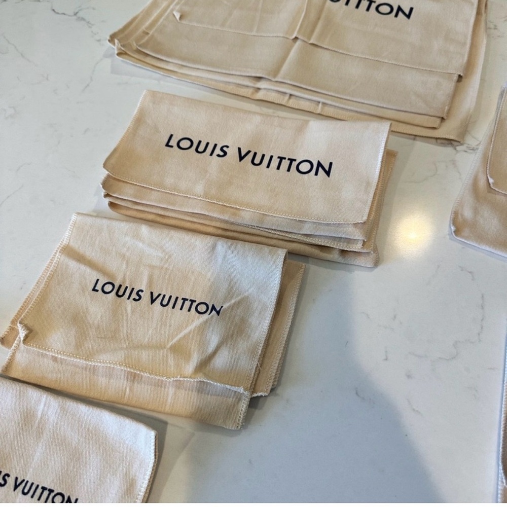 Louis Vuitton Beige Dust Covers